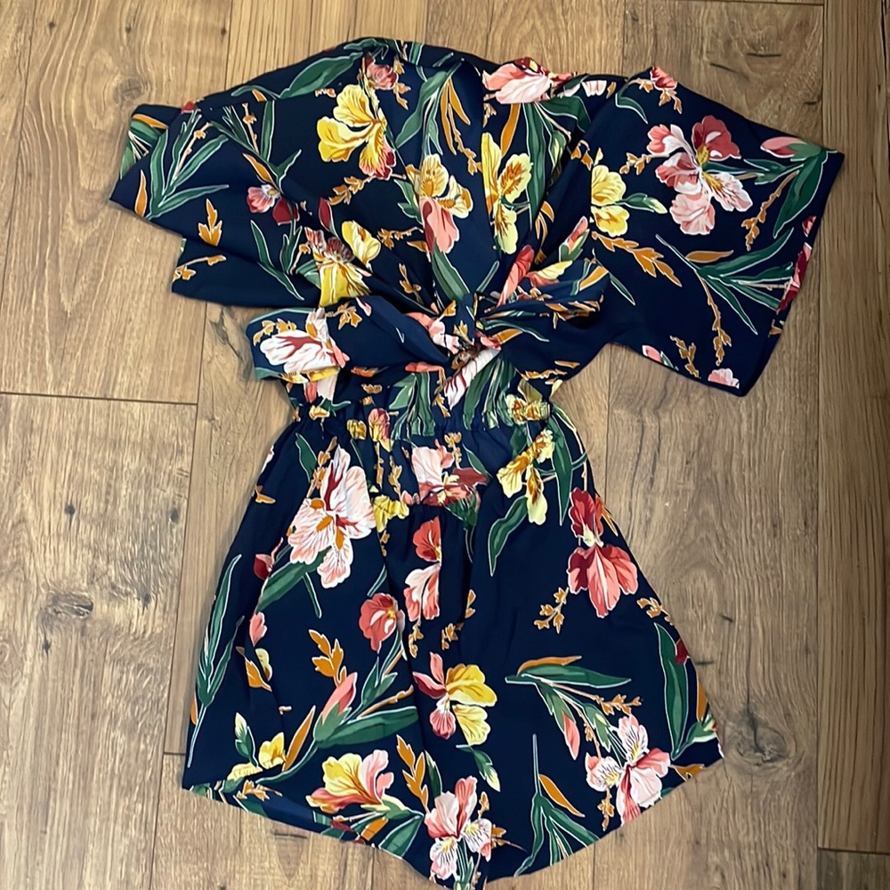 Hawaiian romper